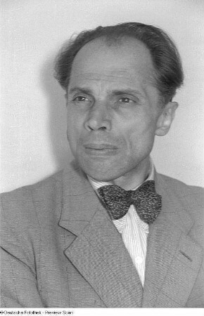 Porträtaufnahmen des Schauspielers Walter Franck