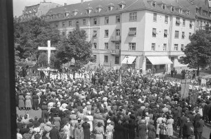 Fronleichnamsprozession der Gemeinde St Bonifatius.