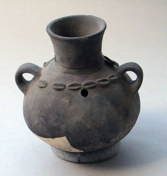 Clay vessel