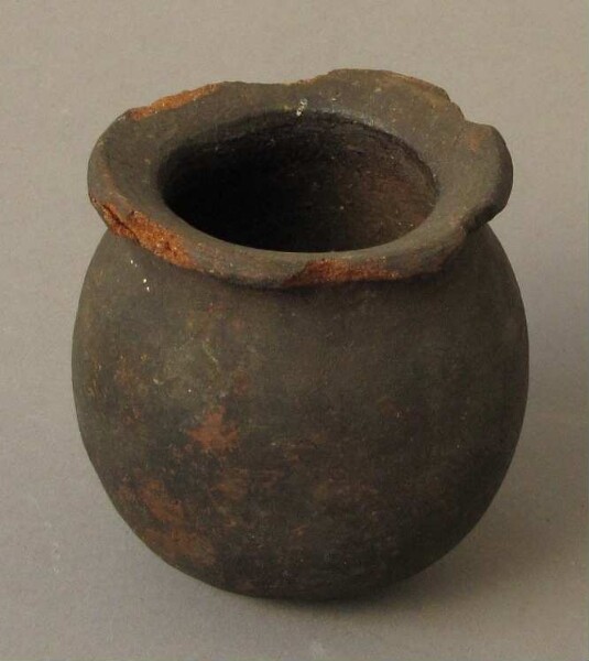 Clay vessel