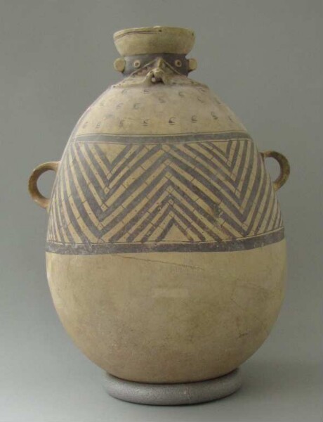 Clay vessel