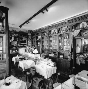 Ehem. Feinkost-Hoehl / Restaurant Rosenstübchen; Eltville, Schwalbacher Straße 7