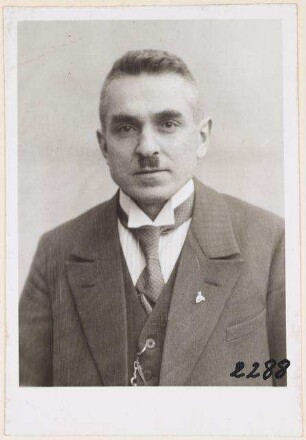 Emil Merkel, Bürobeamter, Bergschäden-Abteilung