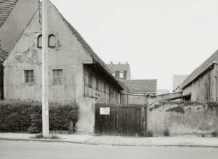 Radebeul, Altkötzschenbroda 33. Wohnhaus (1. H. 19. Jh.)