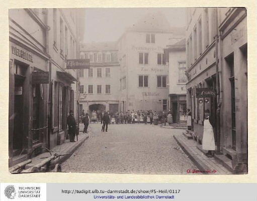 Schustergasse mit eingang zum alten Schlachthaus (118).