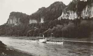 Personen-Seitenraddampfer "Krippen" (1912, Werft Laubegast) bei den "Weißen Brüchen" unterhalb von Rathen