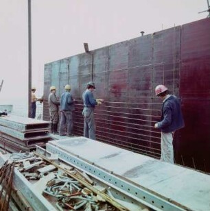 Bau des Fährhafens Mukran, Sassnitz