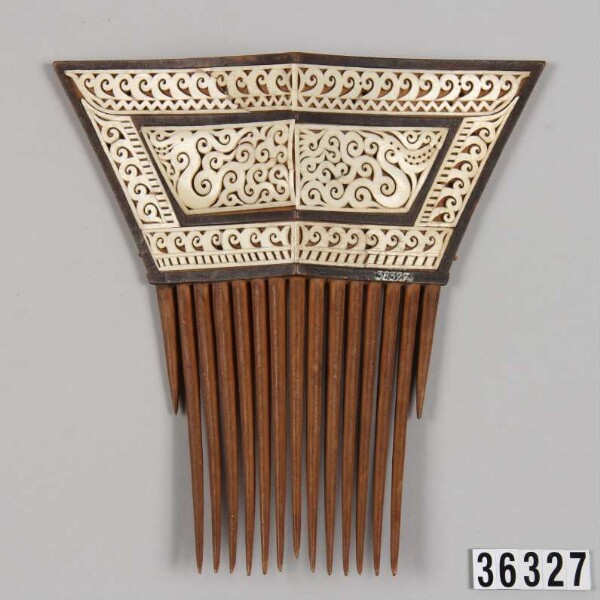 Men's dance comb