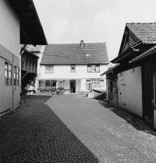 Taunusstein, Lindenplatz 5a, Im Bannzaun 2