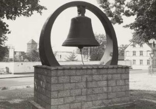 Glocken-Denkmal "550 Jahre Keulahütte 1990"
