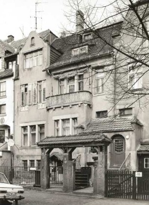 Dresden-Neustadt, Klarastraße 4. Wohnhaus (1903/1904). Straßenansicht mit Eingang Klarastraße 2