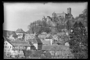 Blick über die Mühlenstraße, Lindenstraße und Rittergasse zur Burg Wertheim