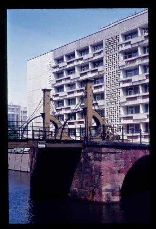 Jungfernbrücke 21.5.72.