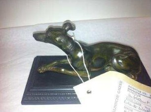 Briefbeschwerer mit ruhenden Windhund