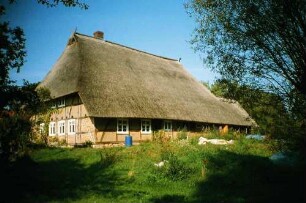 Unbesandten, Lenzerwische, Am Elbdeich 4