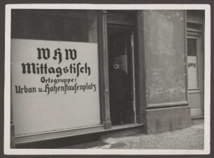 Ansichtskarte Mittagstisch „Winter-Hilfs-Werk“, Urbanstraße