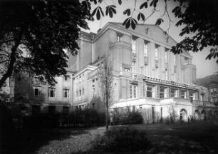 Teplitz, Stadtheater : Teplitz (Teplice in Tschechien). Stadttheater (um 1910). Eingangsseite