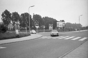 Stadtratsbeschluss zur Bebauung des südlichen Teils des Ruschgrabens im Südwesten von Hagsfeld als Wohn- und Gewerbegebiet.