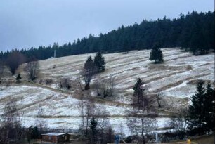 Hang mit Ackerterrassen und mehreren Anwänden (schanzenartig)