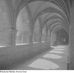 Kreuzgang des Naumburger Doms St. Peter und Paul