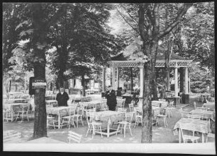Karlsbad. Café Helenenhof am Hotel Imperial