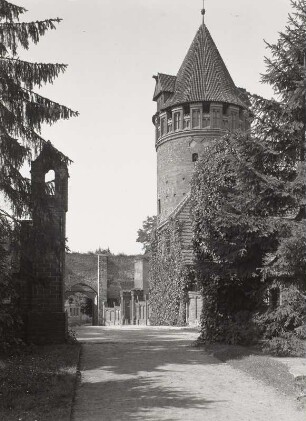 Tangermünde, Burg, Toranlage und Gefängnisturm