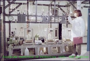 Unbekannte Experimentieranlagen im Institut für Technische Chemie/Chemisch-Physikalische Verfahren (ITC/CPV)