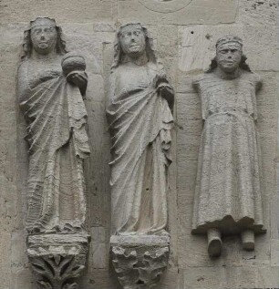 Kreuzigungsgruppe — Die beiden Marien mit Salbbüchsen und ein Schächer