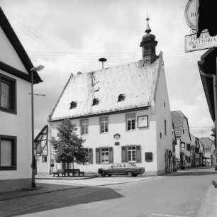Altes Rathaus; Geisenheim, Im Flecken 55