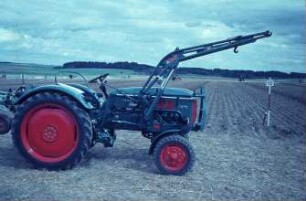 Fotografie: Traktor, Standardtraktor, Frontlader