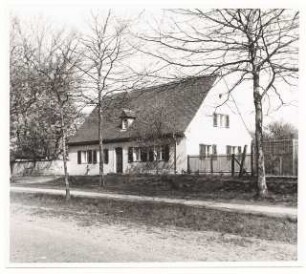 Siedlung Lendelsches Gelände, Potsdam-Bornstedt: Wohnhaus (Thunert, Baur ?) Vorderansicht