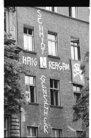 Kleinbildnegative: Anti-Reagan-Transparente, 1982