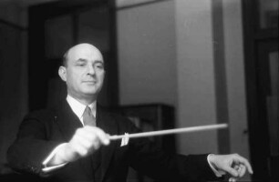 Bukarest: Athenäum, Georg Georgescu dirigiert
