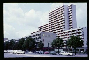 Chbg. Opernviertel 8.8.71.