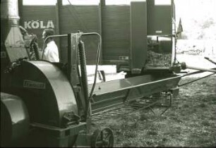 Fotografie: Ein- und Auslagerungstechnik, Fördergebläse, Anwelksilage, Automatikwagen, Gelenkwelle