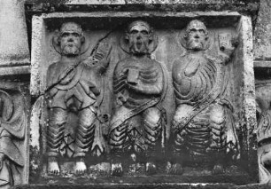 Relief: Drei Heilige