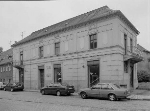 Wohn- und Geschäftshaus