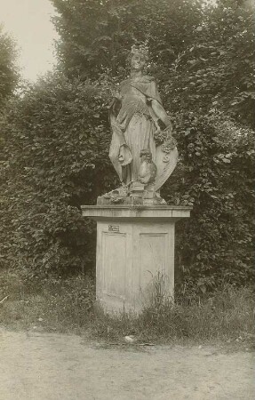 Europa : Kirchner Christian. Europa. Sandstein. Vor 1723. Heidenau-Großsedlitz, Barockgarten Großsedlitz, am Steinernen Meer