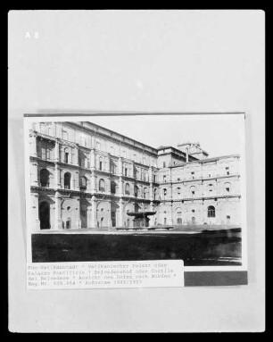 Vatikanischer Palast — Belvederehof / Cortile del Belvedere