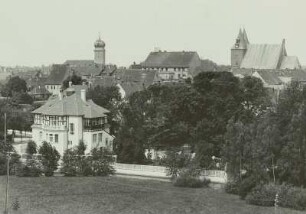 Delitzsch, Stadtansicht : Delitzsch. Stadtteilansicht, rechts Stadtkirche, links Turm des ehemaligen Schlosses