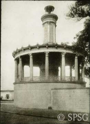 Berlin, Schlossgarten Glienicke, Große Neugierde.