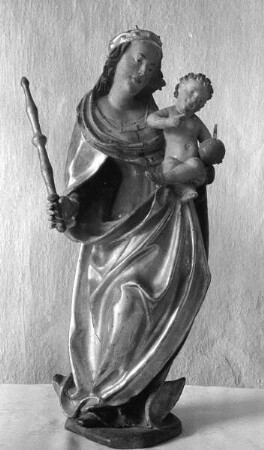 Muttergottesstatue vom Hochaltar