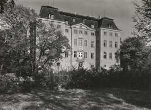 Schloss Knauthain, Ansicht der Gartenseite