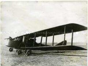 Prüfung des MG eines deutschen Großflugzeuges