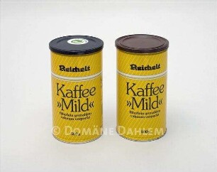 Zwei Dosen "Kaffee Mild" der Reichelt-Eigenmarke