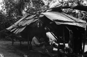 Hütte : Hütte der indigenen Bevölkerung.