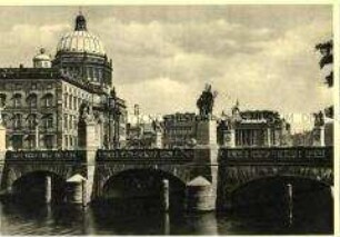 Die Schlossbrücke in Berlin