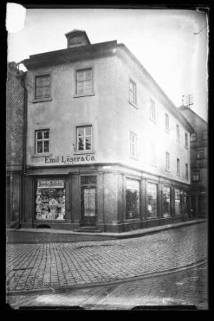 Brückengasse 12 (Ecke Brückengasse Marktplatz,Ehem. Geschäft Emil Löser)
