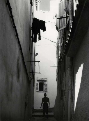Enge Gasse in Calvi, Korsika