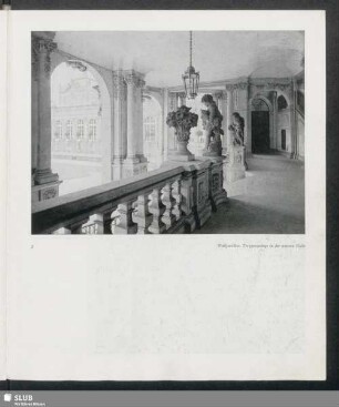 Wallpavillon. Treppenanlage in der unteren Halle
